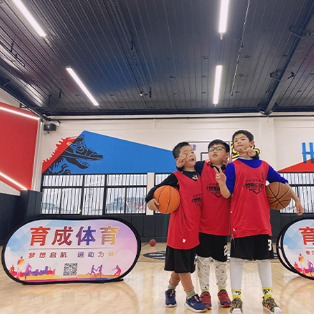 篮球培训28节课 专业老师悉心指导 让你打一手好篮球