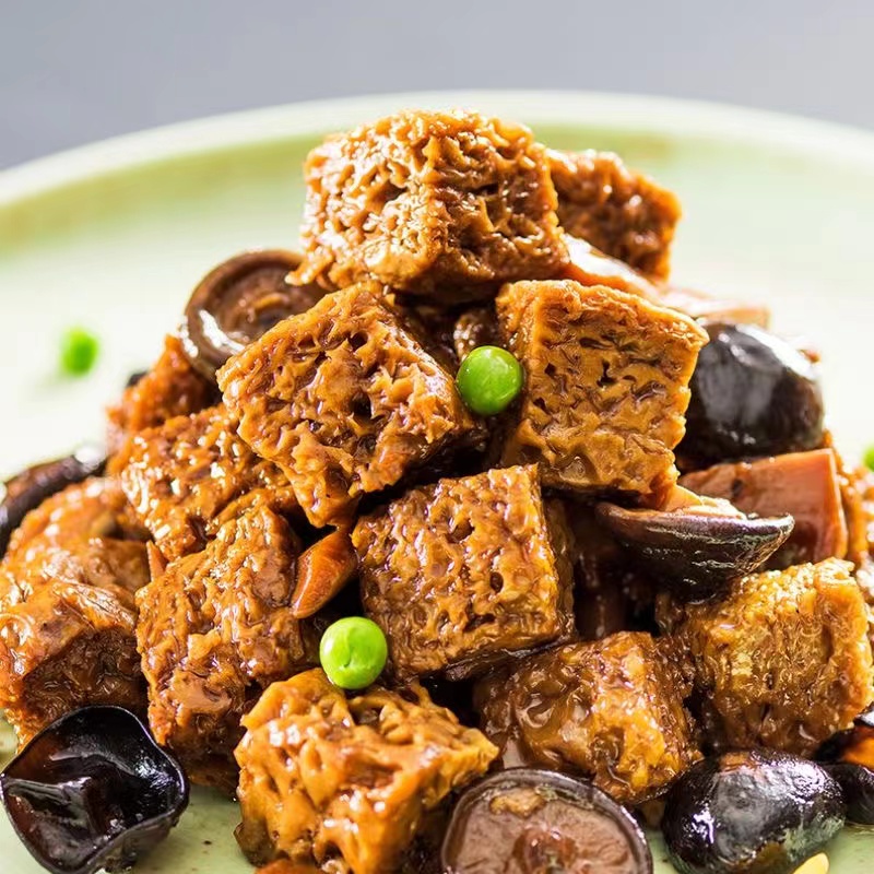 精心料理制作弹口入牙四季烤麸